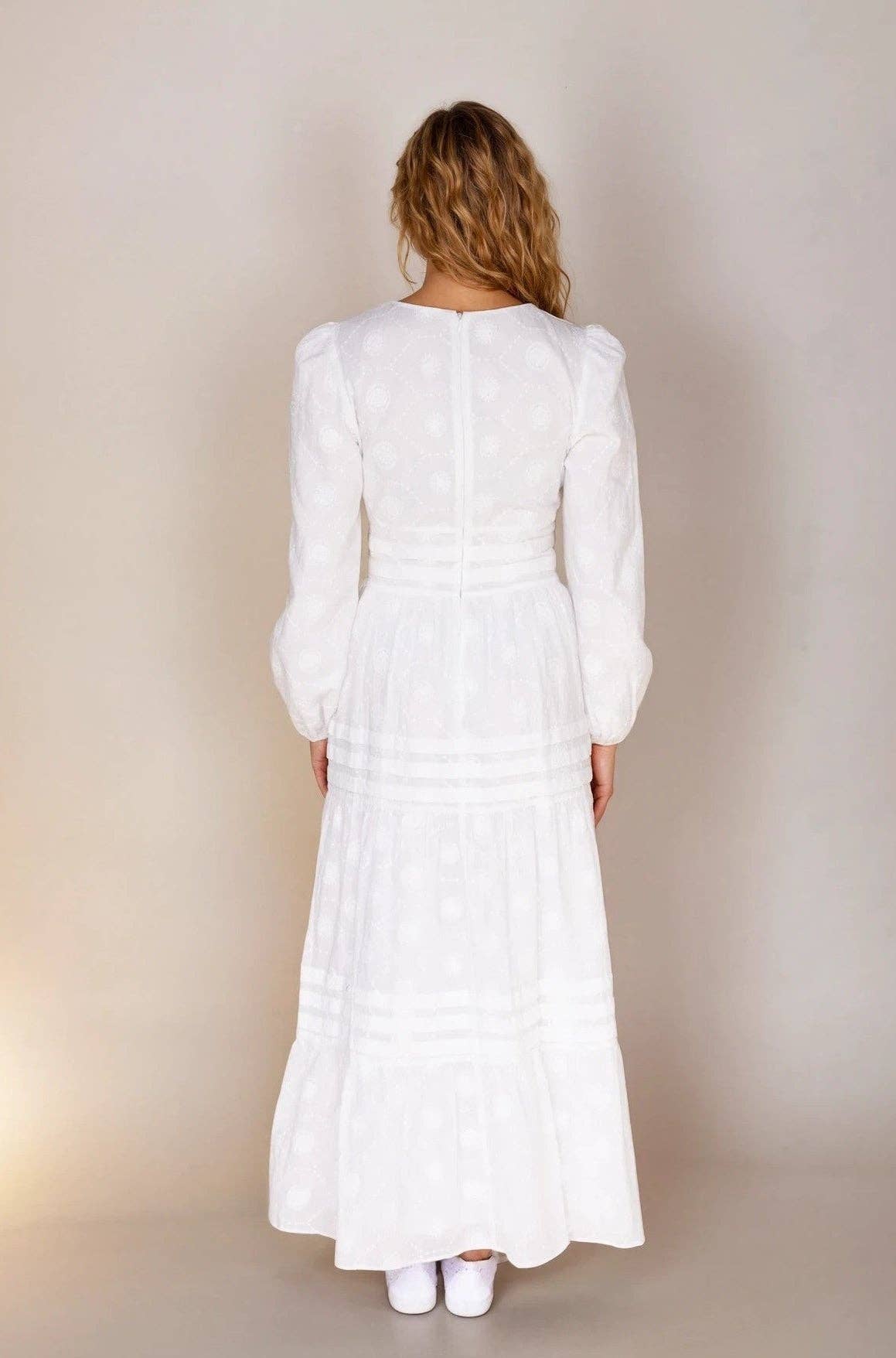 Karalyn Temple / Simple Wedding Dress