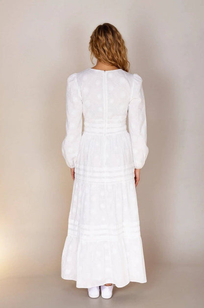 Karalyn Temple / Simple Wedding Dress