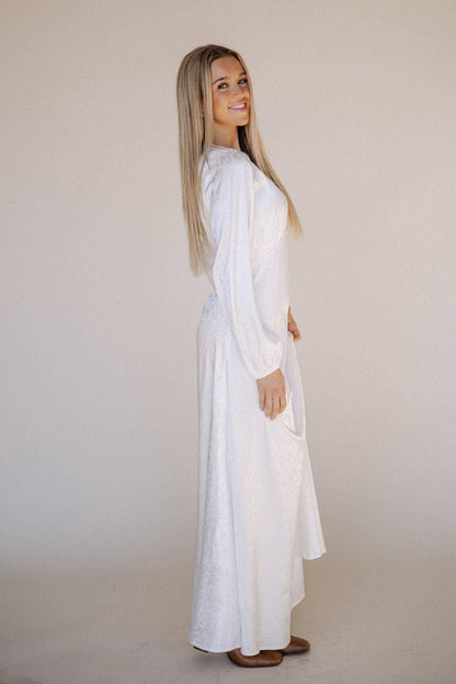 Lulu LDS Temple Dress / Simple Wedding Dress