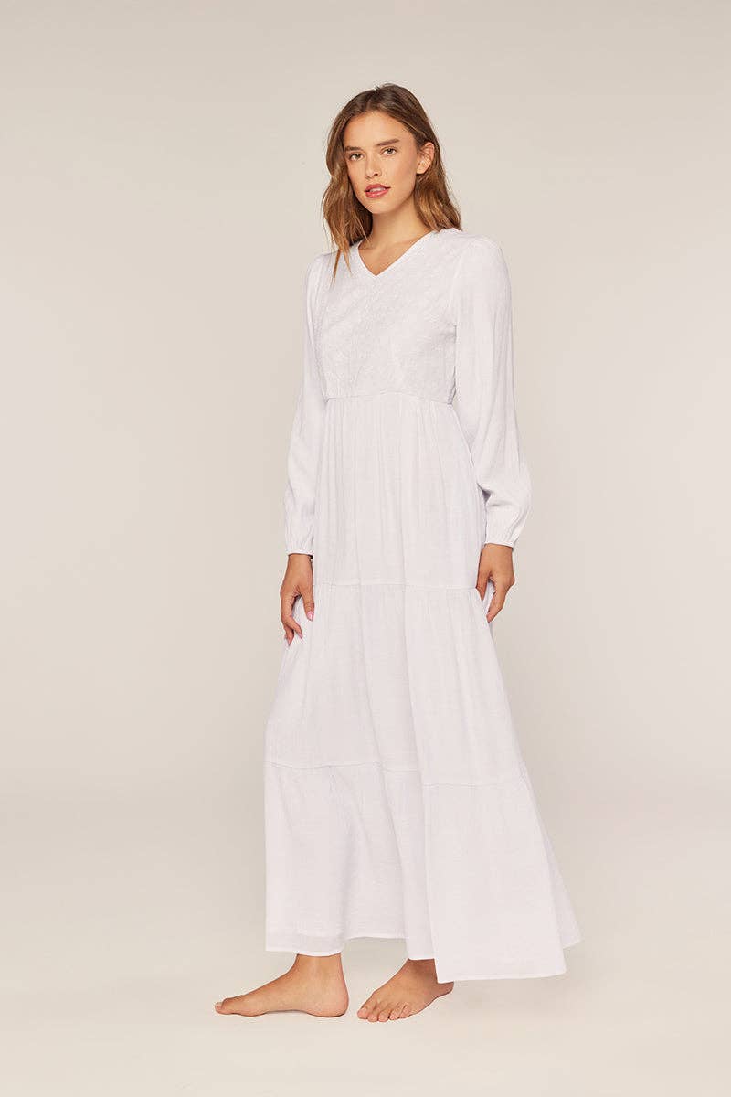 Tea n Rose - Petite Plus White Embroidery Dress