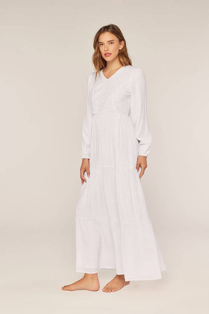 Tea n Rose - Petite Plus White Embroidery Dress