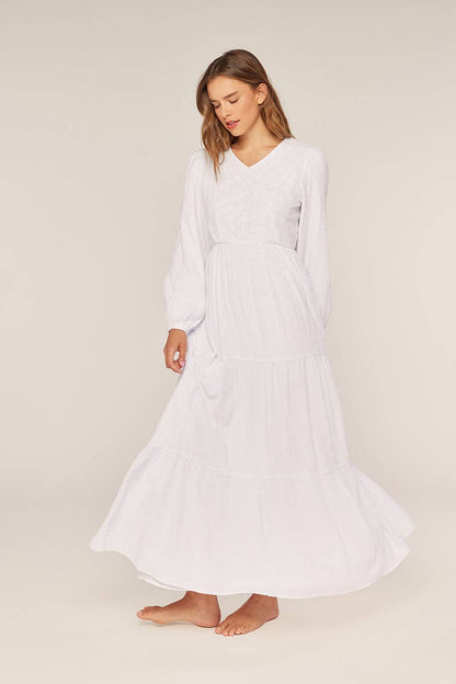Tea n Rose - Petite Plus White Embroidery Dress