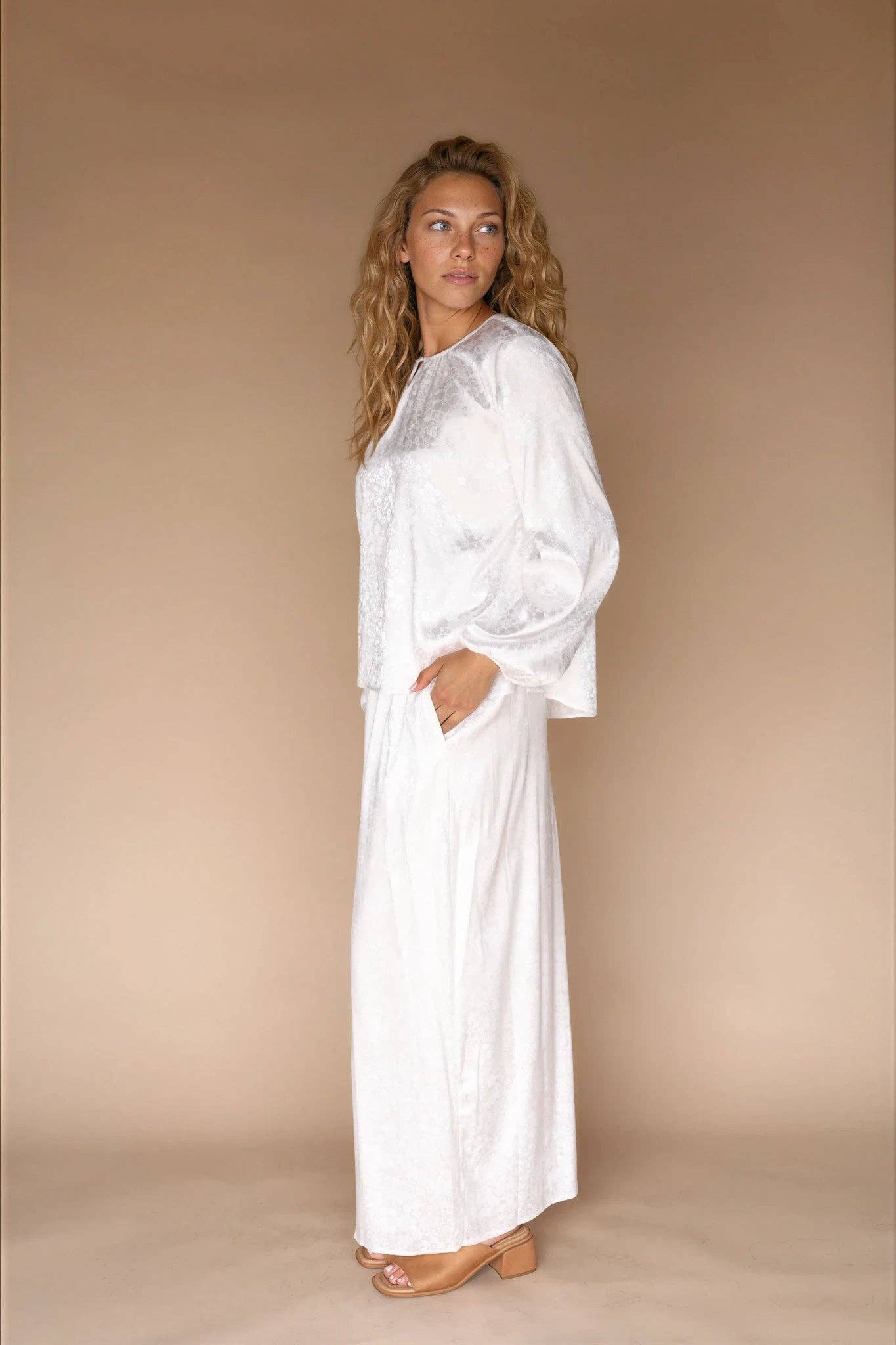 Fehrnvi Apparel - Hannah Temple Top