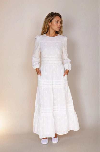 Karalyn Temple / Simple Wedding Dress
