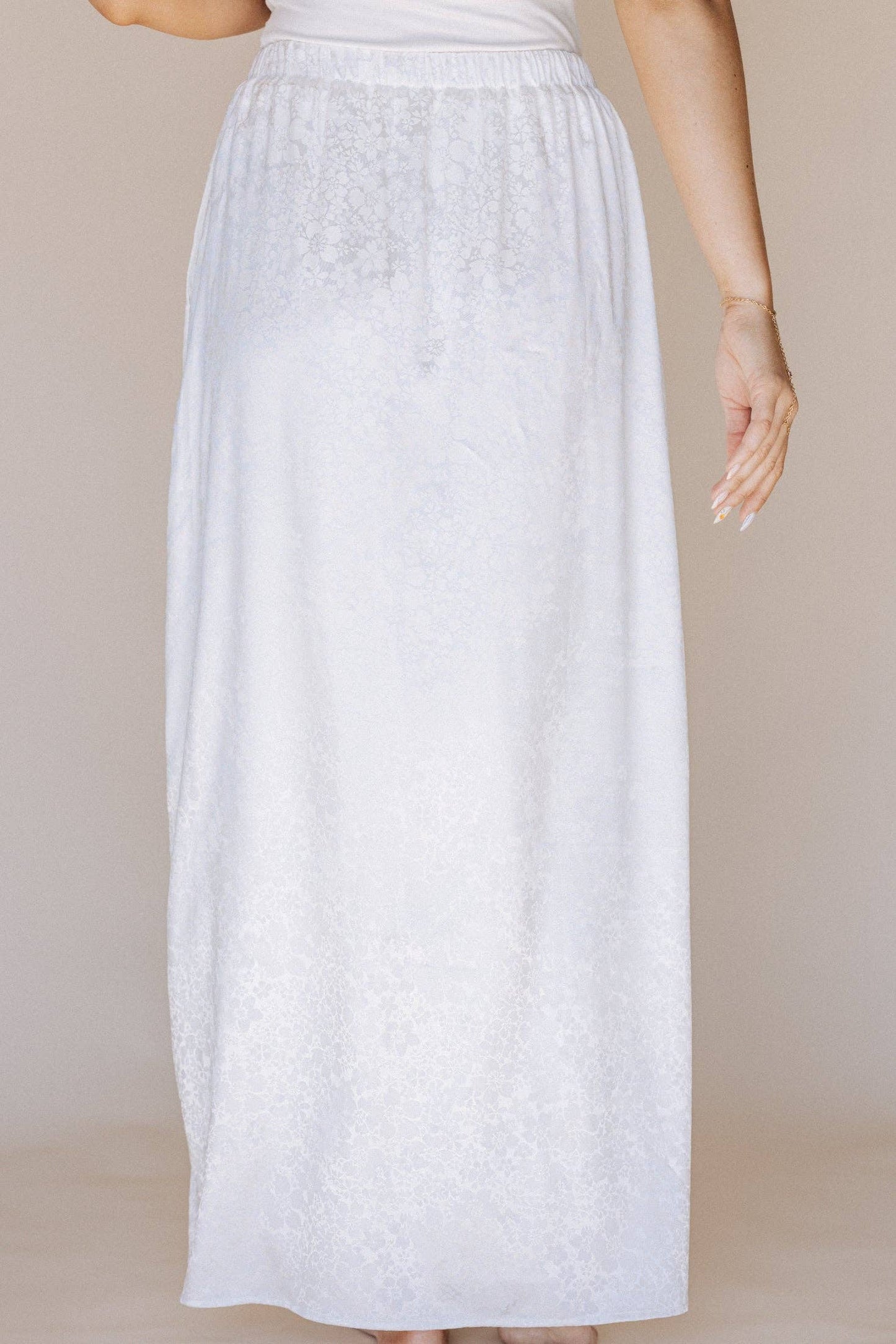 Hannah Temple Skirt in White